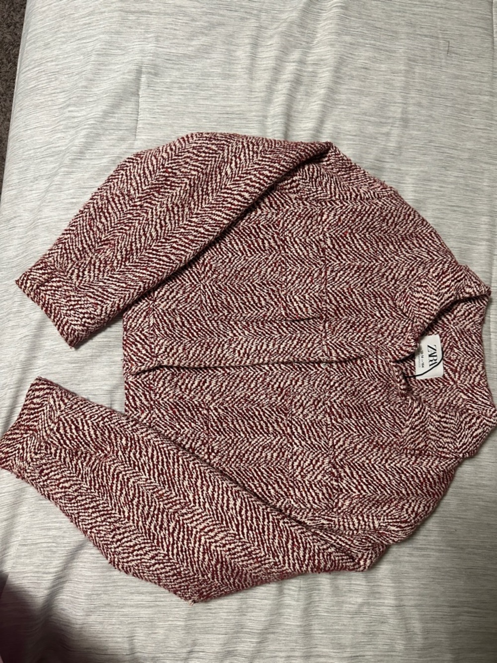 Zara Red and White Herringbone Knit Sweater